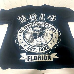 2014” The Original Disney Crew" Mickey Donald Goofy Pluto Unisex Medium T-shirt